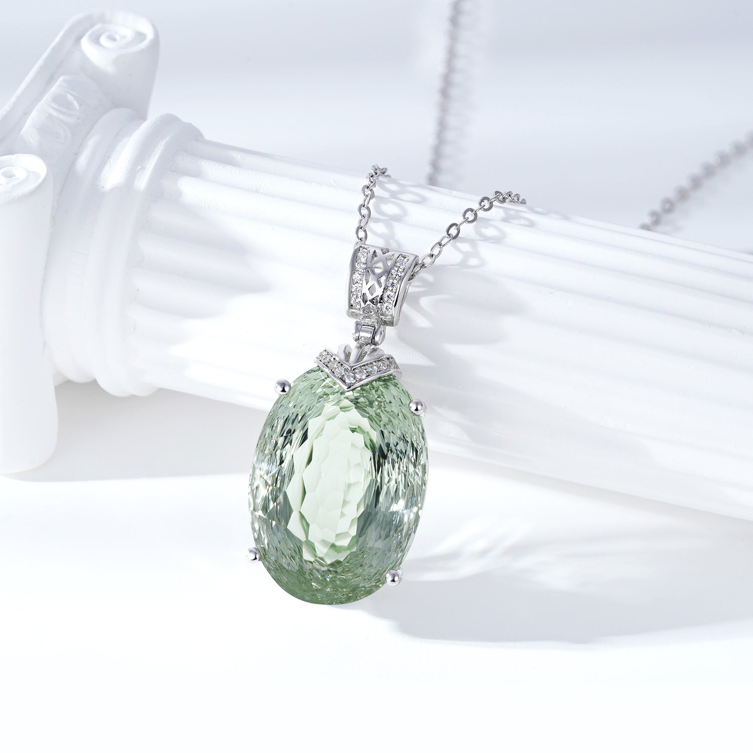 Luxuriöse Halskette mit natürlichem grünem Kristall, S925 Sterling Silber