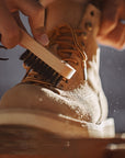 Bottes rétro américaines en daim pour homme 🇺🇸 | Cuir de vachette couleur sable 🟤 | Bottes de travail mi-hautes à talon plat ⚒️ (38-44 • Guide des tailles inclus)