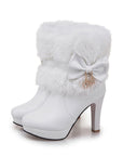 Kurze Stiefel mit dickem Absatz