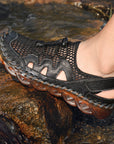Herrensandalen aus echtem Leder 🏝️ | Slipper mit Gummiband 🤿 | Schwarz/Braun ⚫🟤 (38-46 • Robuste Gummisohle)