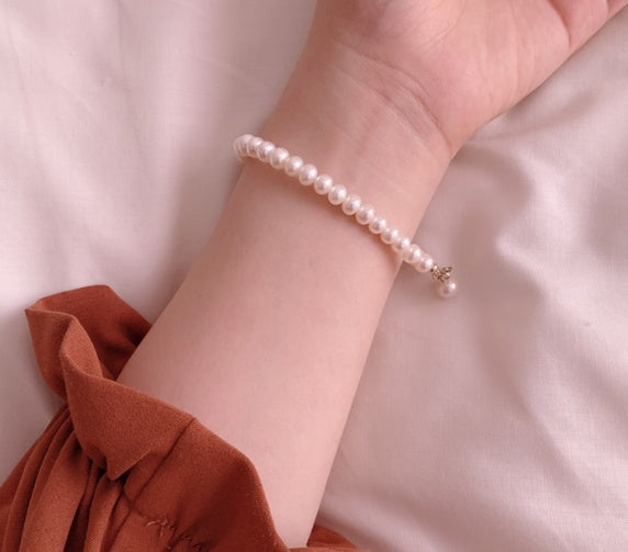 Women's 14K Gold Natural Pearl Bracelet – Genuine Freshwater Pearls (5.5-6mm) – Hypoallergenic Luxury Jewelry