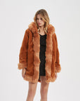 Women’s Fashionable Warm Fur Coat – Cozy Elegance with a Modern Edge