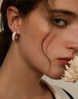Women’s Light Luxury Sterling Silver Needle Earrings – Elegant Modern Glow