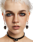 Boucles d'oreilles à pointes en velours pour femme avec cœurs
