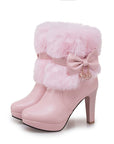 Kurze Stiefel mit dickem Absatz
