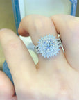 2 Carat Moissanite Flower Ring – Diamond Alternative Engagement Ring – Stunning Sparkle