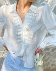 🇫🇷 Chemise en lin d'inspiration française pour femme – Coupe slim avec dentelle et manches bouffantes (chic intellectuel)