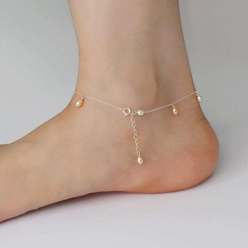 🌊 Bracelet de cheville en perles d'eau douce naturelles – Élégance délicate au bord de la plage
