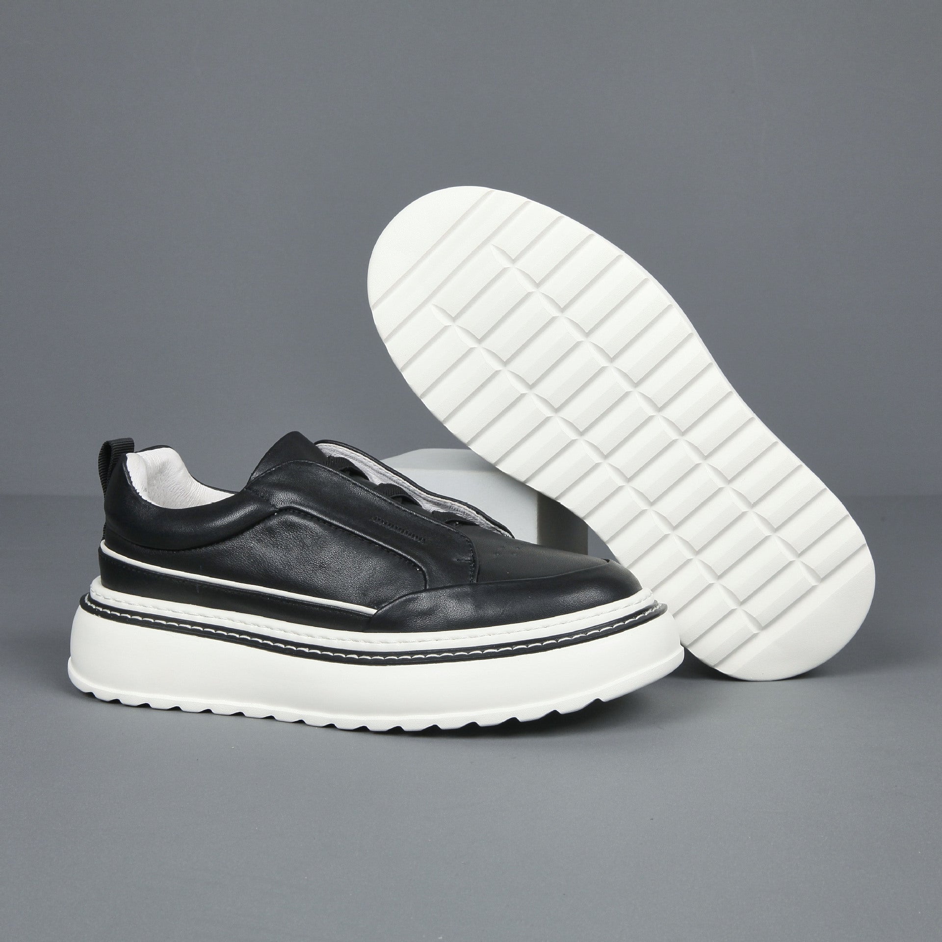 Men’s Breathable Slip-On Sneakers – Simple All-Match Cowhide Platform Casual Shoes