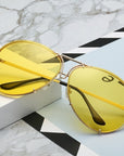 Lunettes de soleil dégradées tendance pour femmes – Lunettes de sport ovales et élégantes (16 couleurs disponibles)