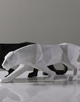 Skulptur des schwarzen Panthers
