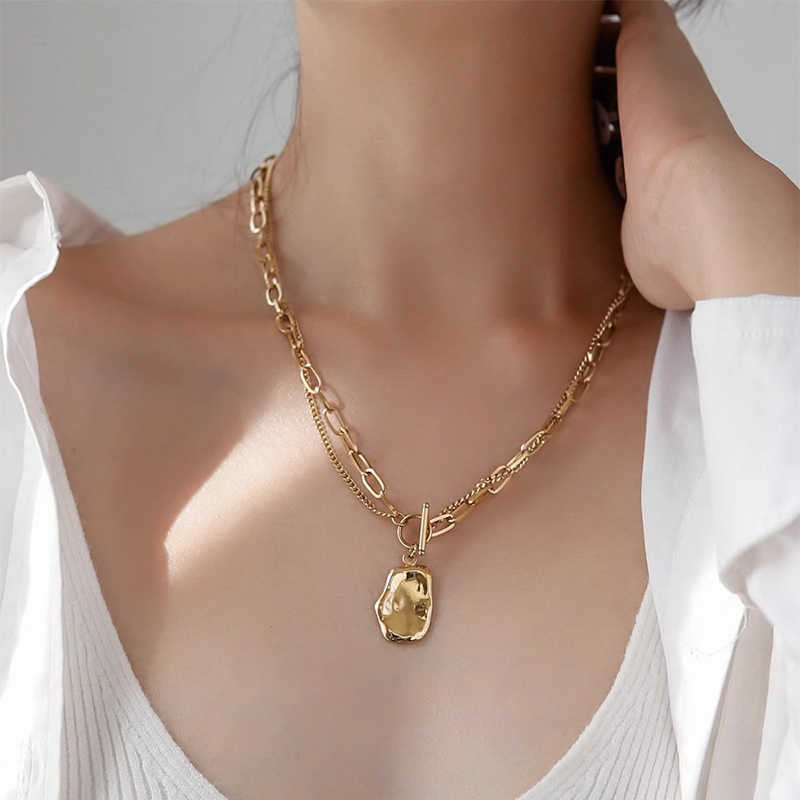 ✨ Women’s Double-Layer OT Buckle Necklace – Edgy Elegance