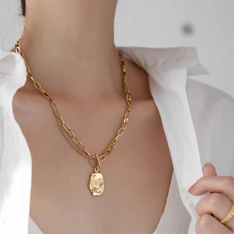 ✨ Women’s Double-Layer OT Buckle Necklace – Edgy Elegance