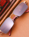 🕶️ Sonnenbrille mit Holzrahmen für Herren – UV400 & entspiegelte Glaslinsen – Retro-Sonnenbrille im Rechteckformat