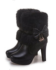 Kurze Stiefel mit dickem Absatz