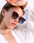 Women’s Polarized Anti-UV Sunglasses – Butterfly Frame with Fashion-Forward Elegance