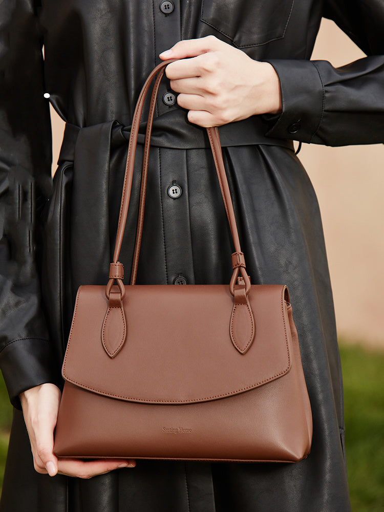 👜 Vintage Cowhide Leather Messenger Bag – Handcrafted Distressed Finish | Magnetic Closure | Timeless Square Silhouette