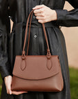 👜 Vintage Cowhide Leather Messenger Bag – Handcrafted Distressed Finish | Magnetic Closure | Timeless Square Silhouette