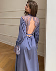 🌙 Robe en satin élégance française pour femme – Dos nu avec bordure en dentelle (Bleu/Violet/Bleu marine/Noir)