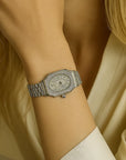 Women’s Artistic Retro Carved Quartz Watch – Small Flower Dial with Steel Strap