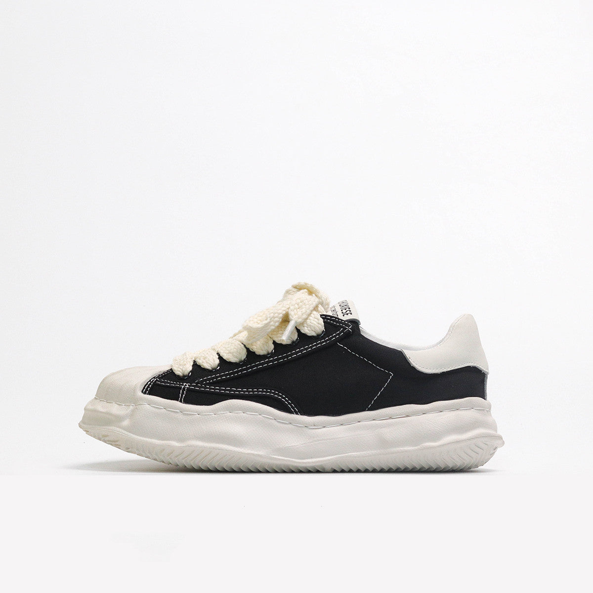 Women's Fashion Sports Shoes - Comfortable Leisure Sneakers (Multiple Colors & Sizes 35-39)