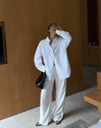 Women's Loose Fit White Shirt - Flip Collar Long Sleeve Blouse (XS-L) - Cotton-Polyester Blend Relaxed Top for Work & Casual