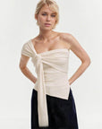 Women’s Beige Apricot Off-Shoulder Sleeveless Slim T-Shirt – Celebrity-Inspired Casual Top