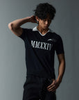 Schmales Poloshirt mit V-Ausschnitt für Herren – Leichtes Kurzarm-T-Shirt – Atmungsaktives Essential für jeden Tag