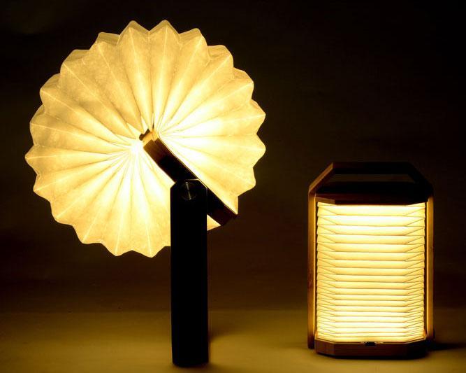 Wooden Hand Lamp