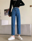 Women's Loose Fitting High Waisted Jeans