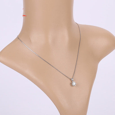 Women&#39;s Moissanite Necklace (3 to 7 Days shipping)