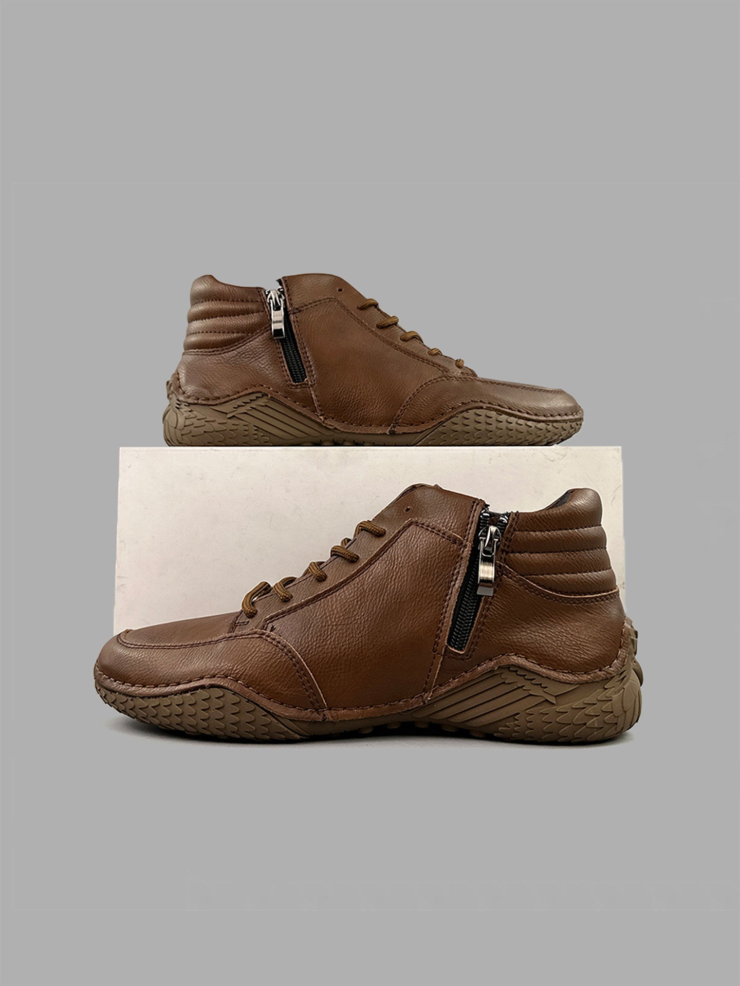 Men Genuine Leather Martin Boots – Two-Layer Cowhide Lace-Up British Style Work Boots with Rubber Sole