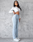 Women’s Slim Straight Jeans – Effortless Everyday Elegance