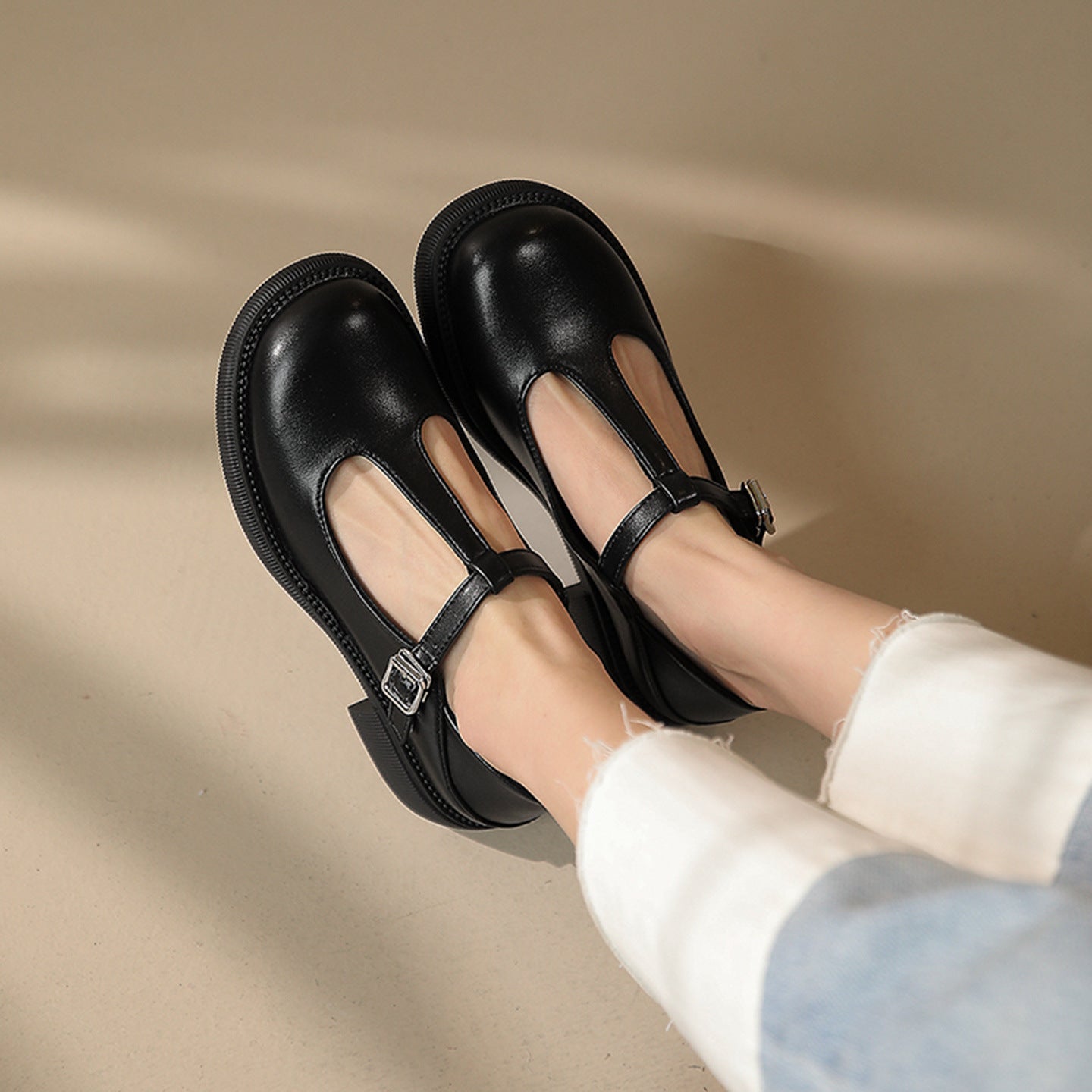 Mary Jane Women’s Shoes – Classic Elegance for Spring &amp;amp; Summer