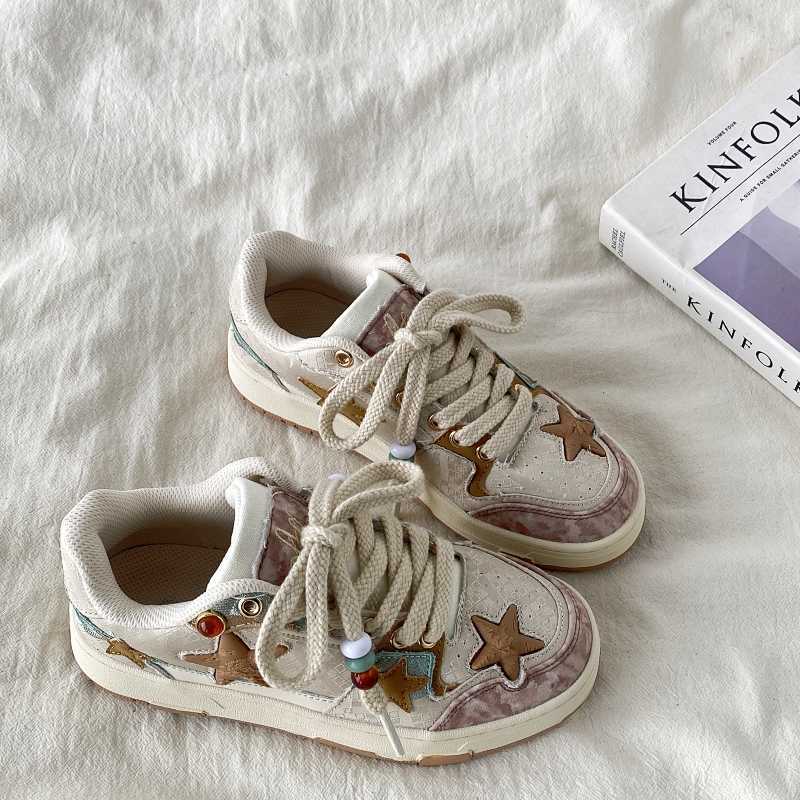 Platform Couple Casual Sneakers – Sporty White Board Shoes WOMEN