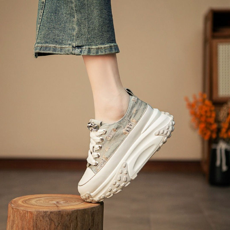 Women&#39;s White Summer Shoes - Breathable Casual Sneakers - Lightweight Walking Shoes for Women