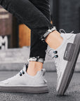 Leather Men's Versatile Casual Sneakers