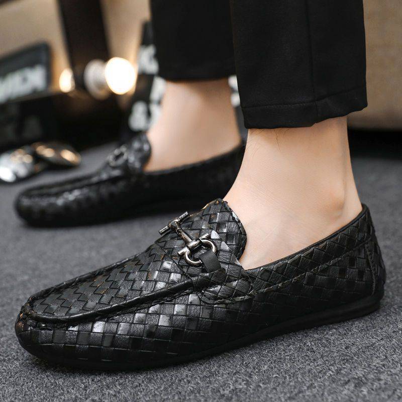 Soft Bottom Slip-on Men&#39;s Shoes