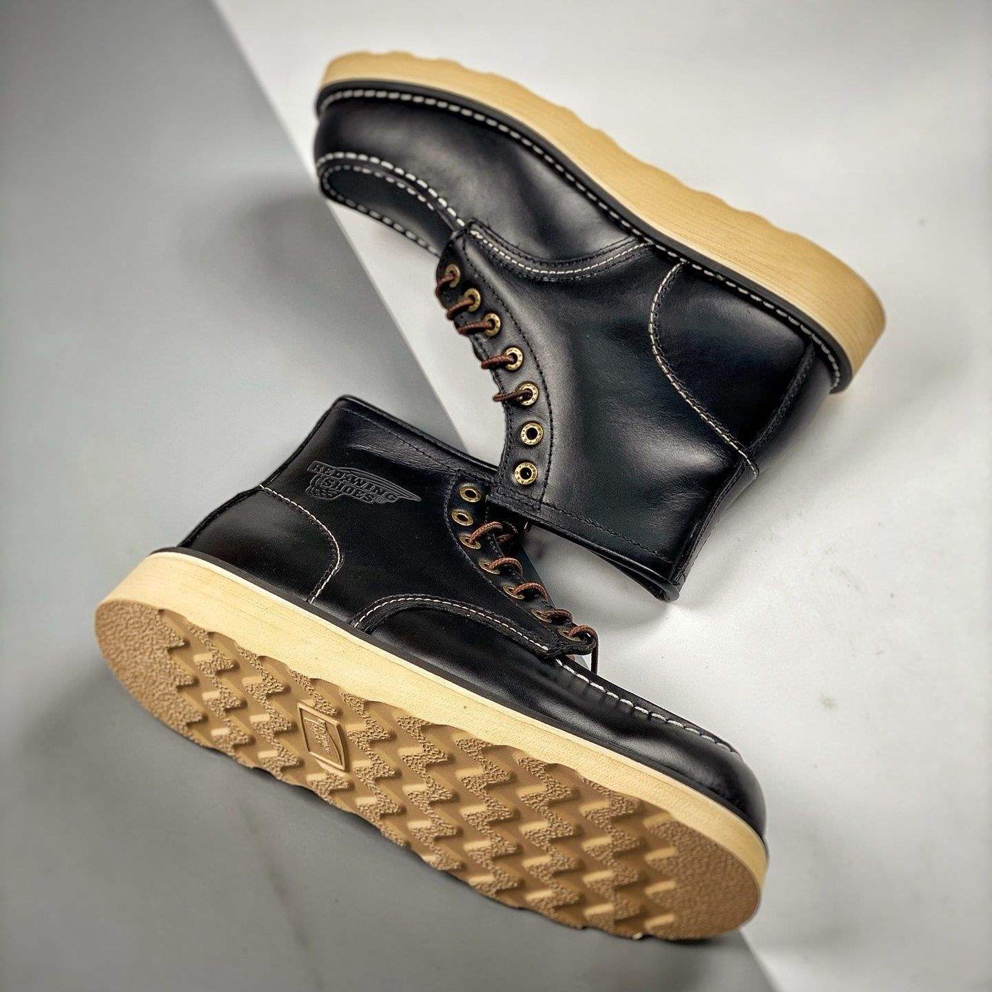 Men’s Genuine Leather Martin Boots – Cowhide Lace-Up Tooling Boots with High Shaft, Round Toe