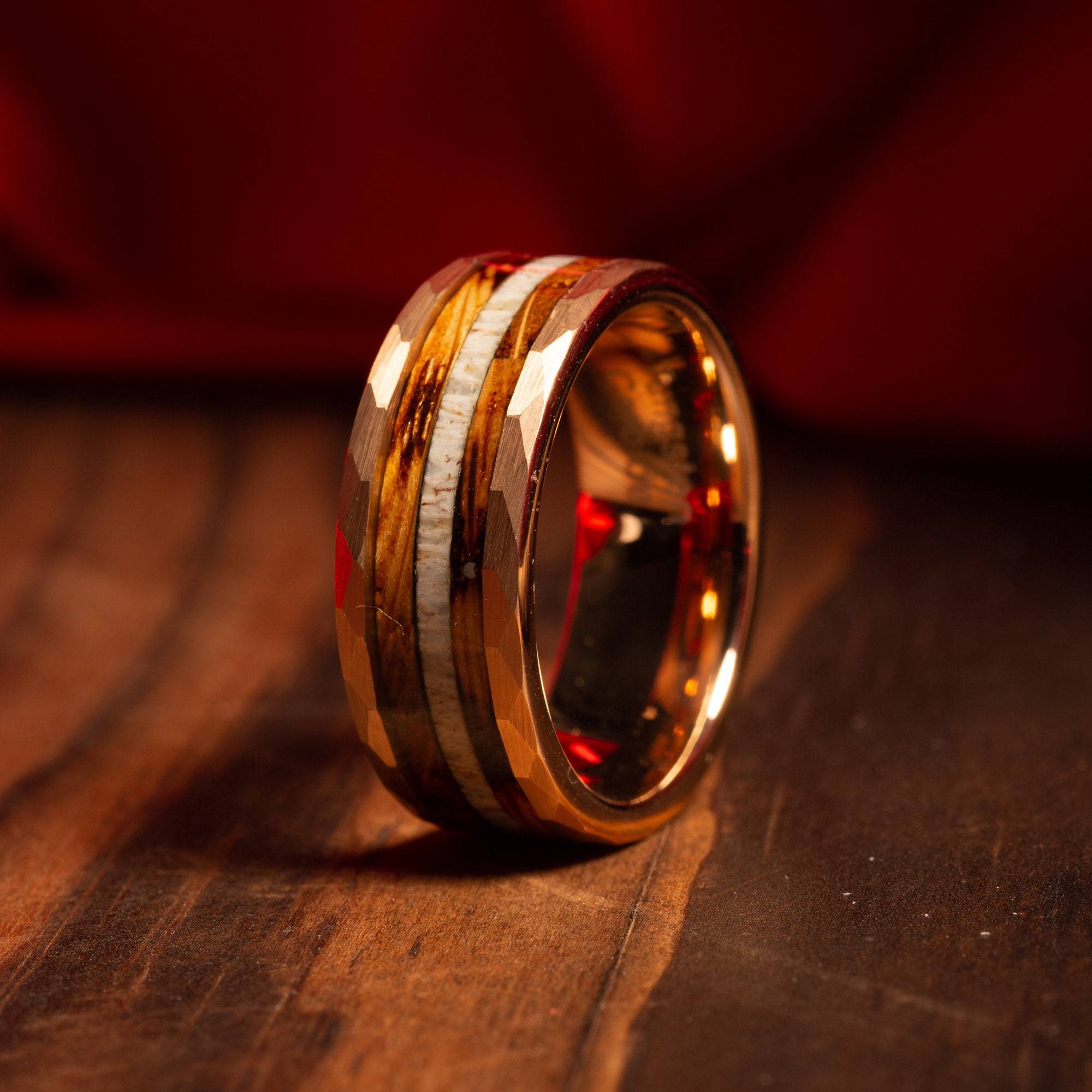 Men&#39;s Ring Electric Gold  Tungsten Ring Inlaid Wine Barrel Wood Antlers