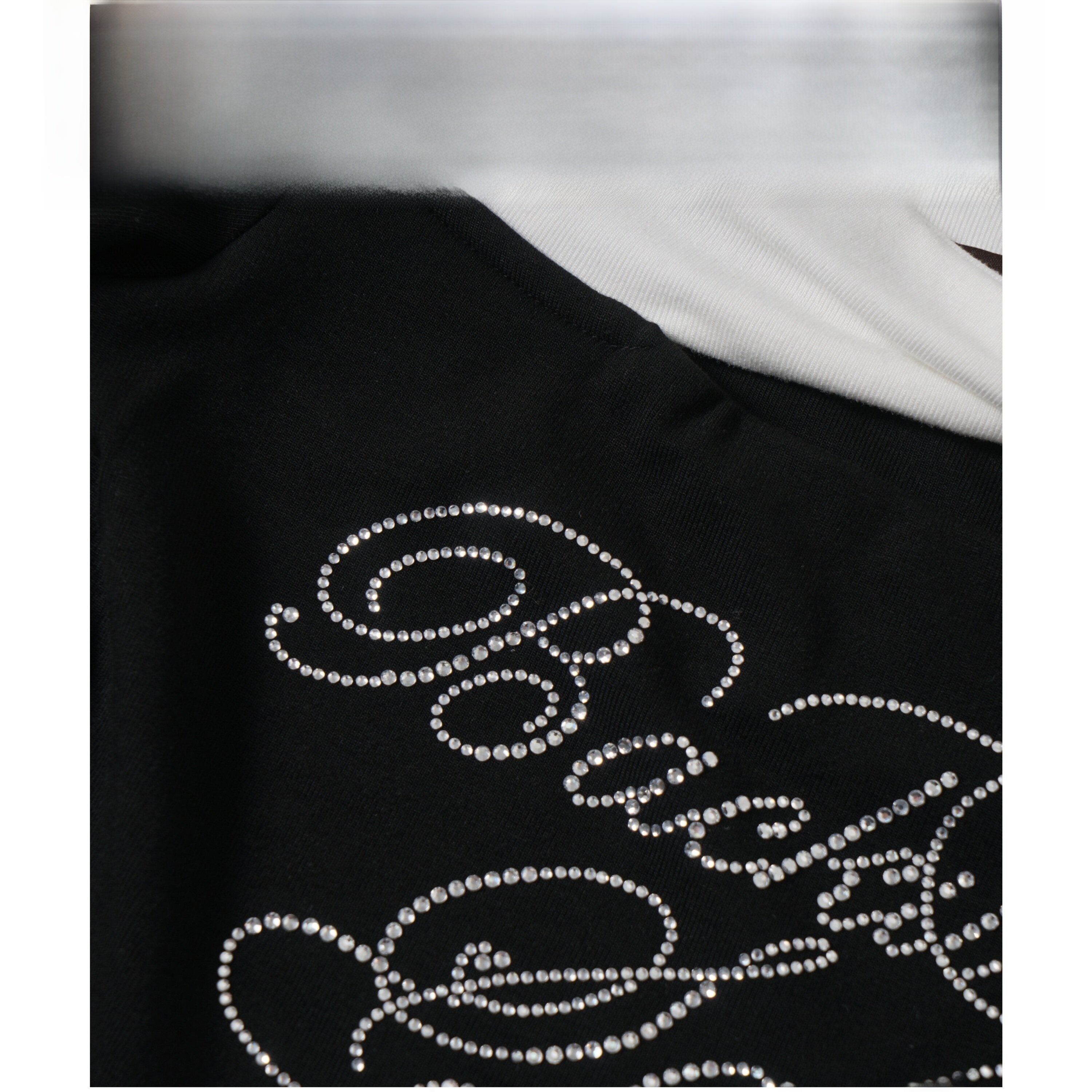 Women Retro Off-Shoulder Ribbon Slim Fit T-Shirt – One-Line Collar Embroidered Short Sleeve Summer Crop Top