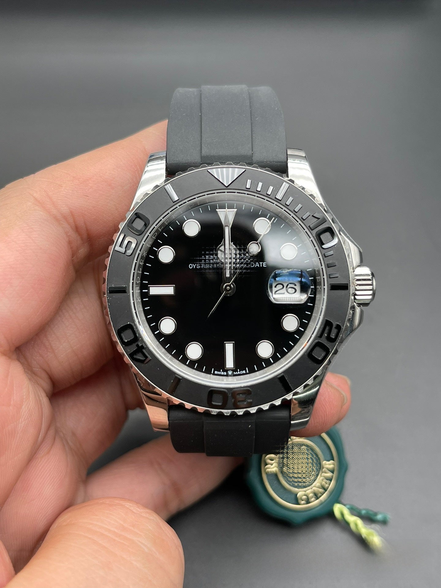 Men Automatic Mechanical Wristwatch – Sapphire Crystal Stainless Steel Luxury Watch with Luminous Display (40mm)