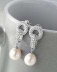 Women's Retro Fashion Sterling Silver Pearl Earrings