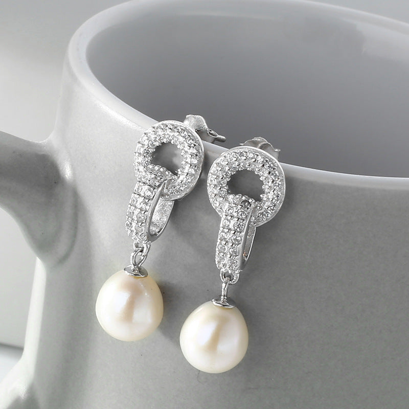 Women&#39;s Retro Fashion Sterling Silver Pearl Earrings