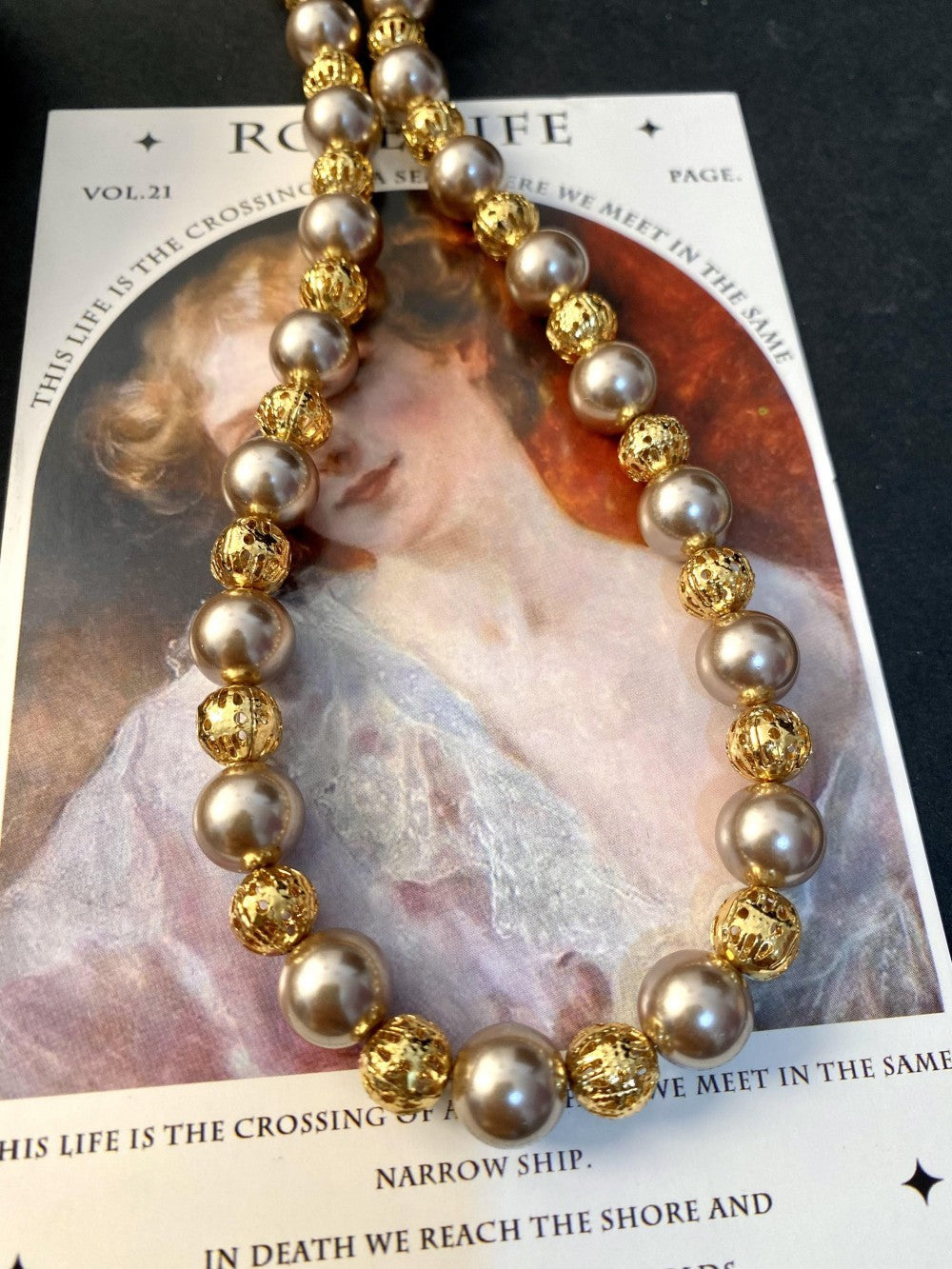 Light Luxury Pearl Brass Necklace women