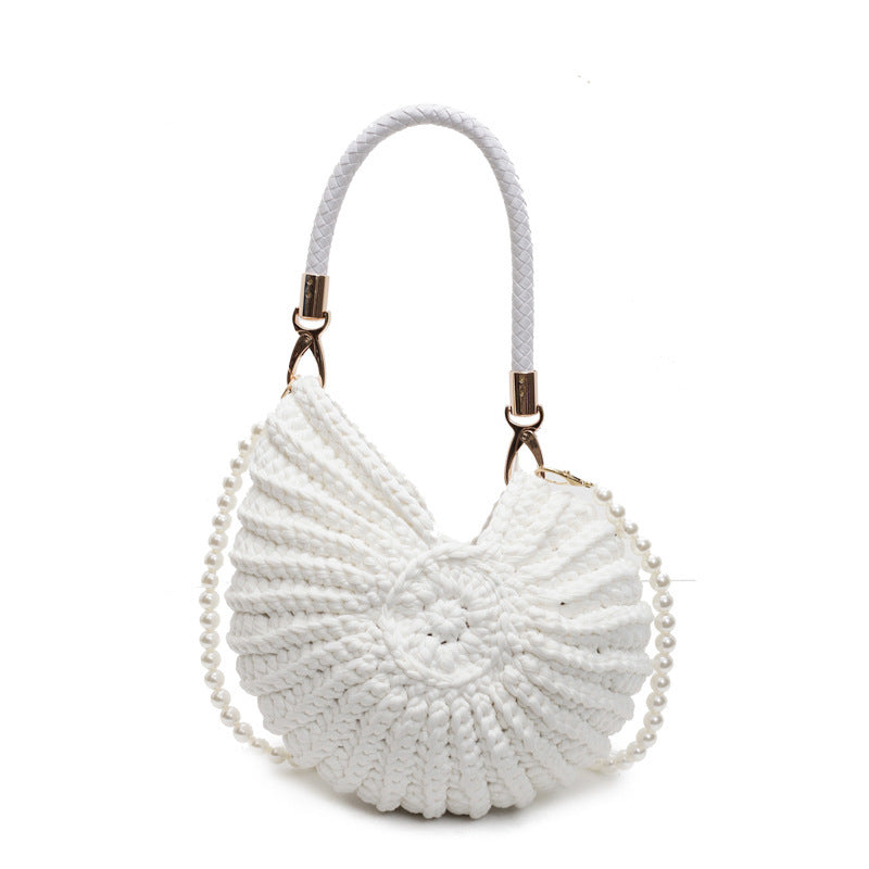 Women’s Handmade Woven Bag – European &amp; American Retro Shell Shape